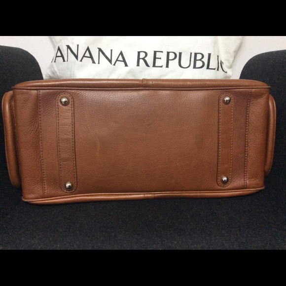 BANANA REPUBLIC LEATHER Cognac Brown LARGE SATCHEL - Picture 3 of 5